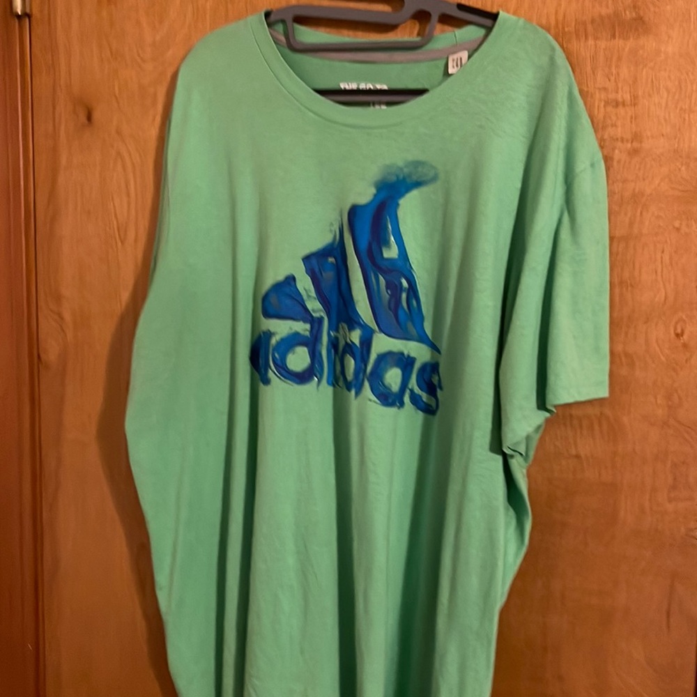 2xlT mens adidas shirt